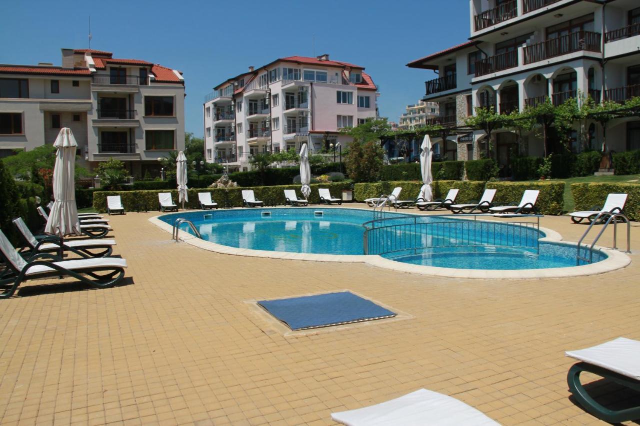 Bademite Apartments Sveti Vlas Buitenkant foto