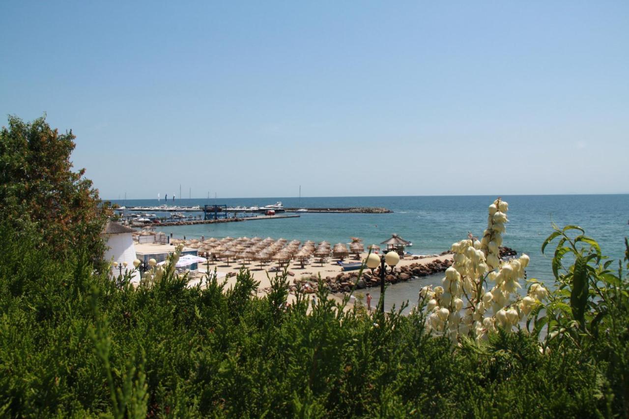 Bademite Apartments Sveti Vlas Buitenkant foto