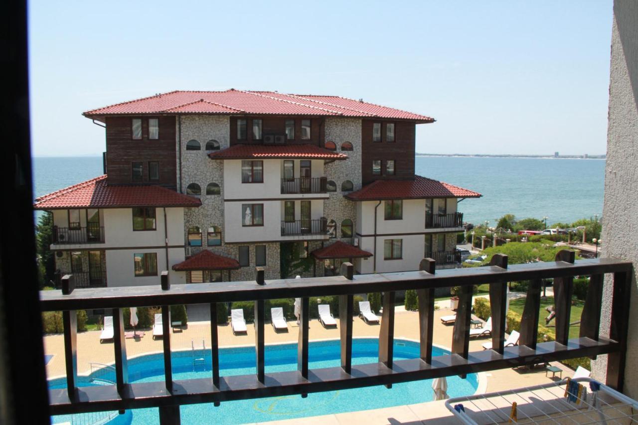 Bademite Apartments Sveti Vlas Buitenkant foto
