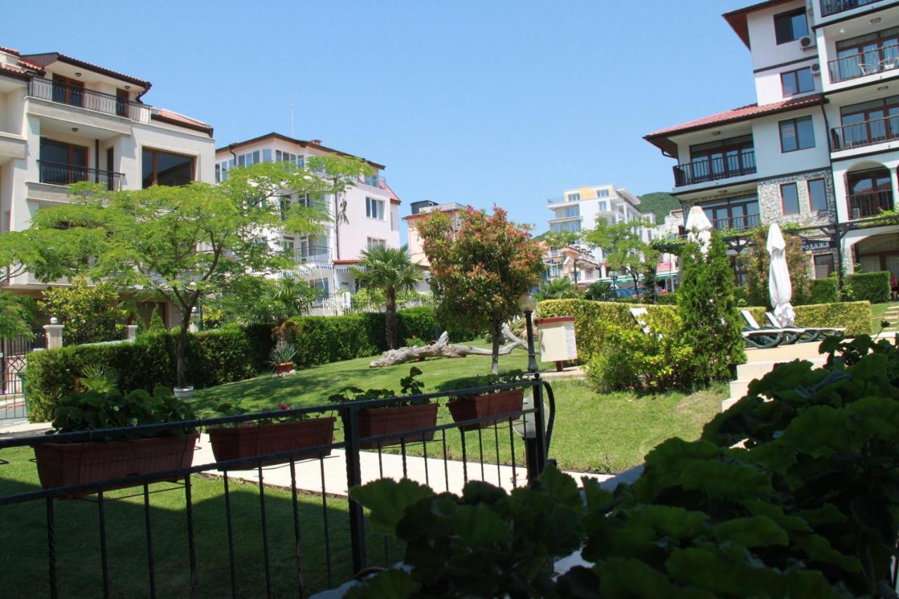 Bademite Apartments Sveti Vlas Buitenkant foto