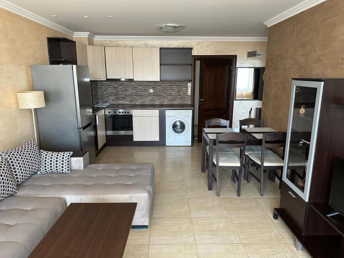 Bademite Apartments Sveti Vlas Buitenkant foto