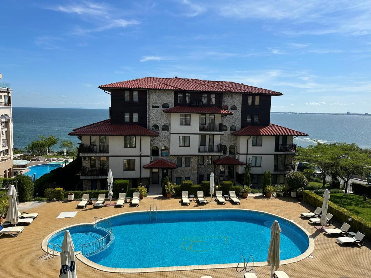 Bademite Apartments Sveti Vlas Buitenkant foto