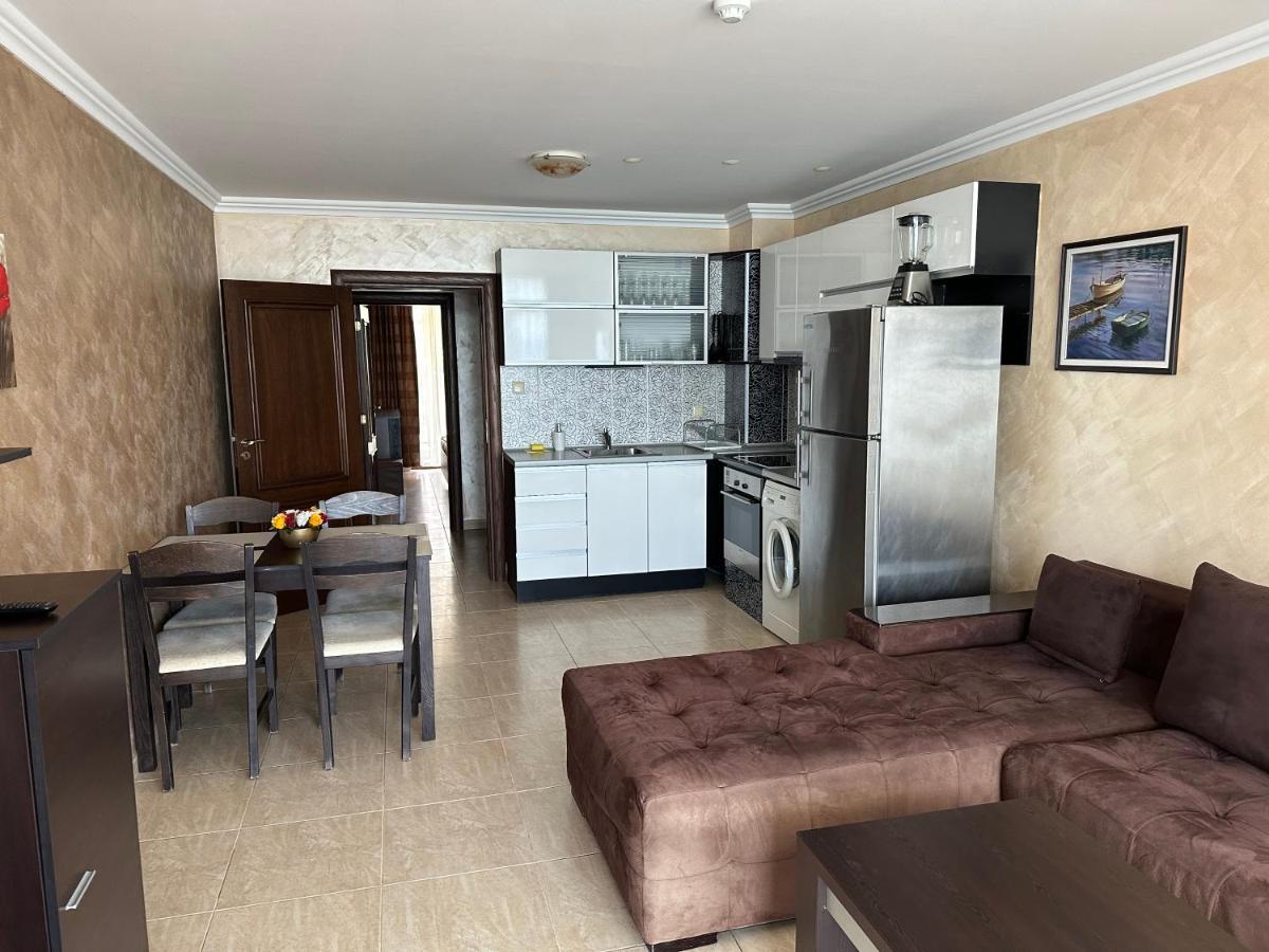 Bademite Apartments Sveti Vlas Buitenkant foto